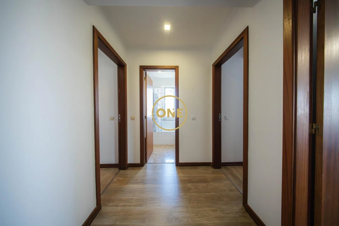 Apartamento T4 para Venda em Ponta Delgada (São José) Foto 13