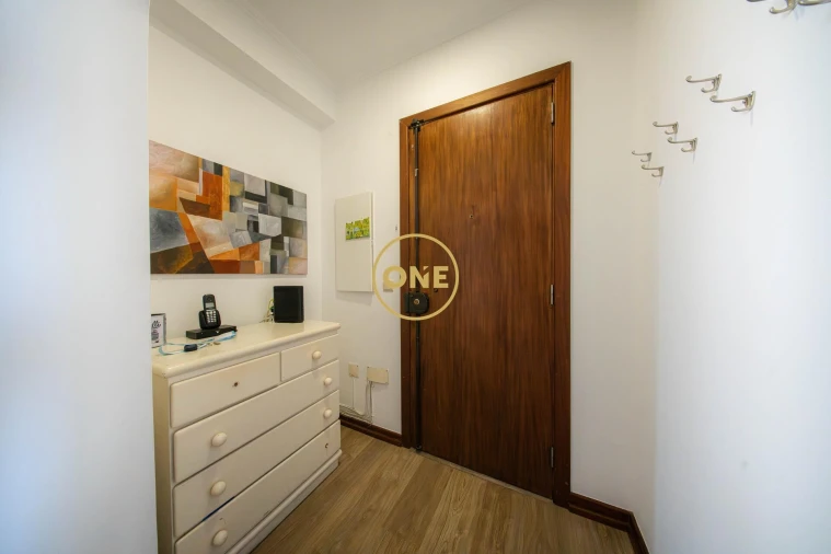 Apartamento T4 para Venda em Ponta Delgada (São José) Foto 2