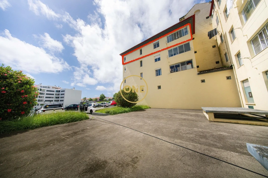 Apartamento T4 para Venda em Ponta Delgada (São José) Foto 23