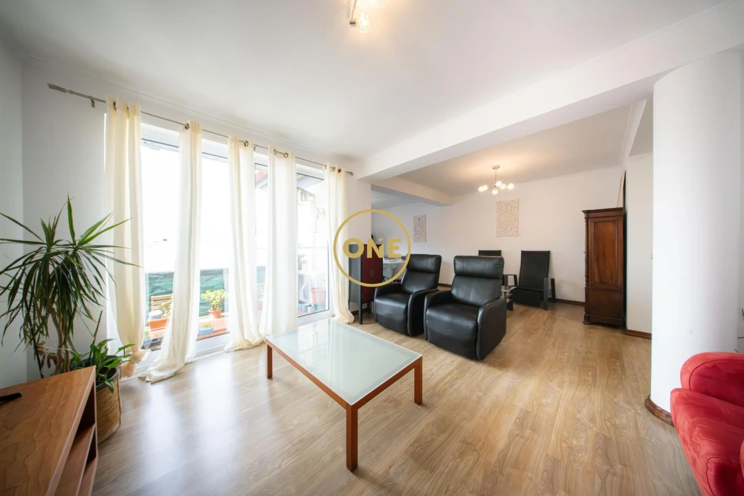 Apartamento T4 para Venda em Ponta Delgada (São José) Foto 4