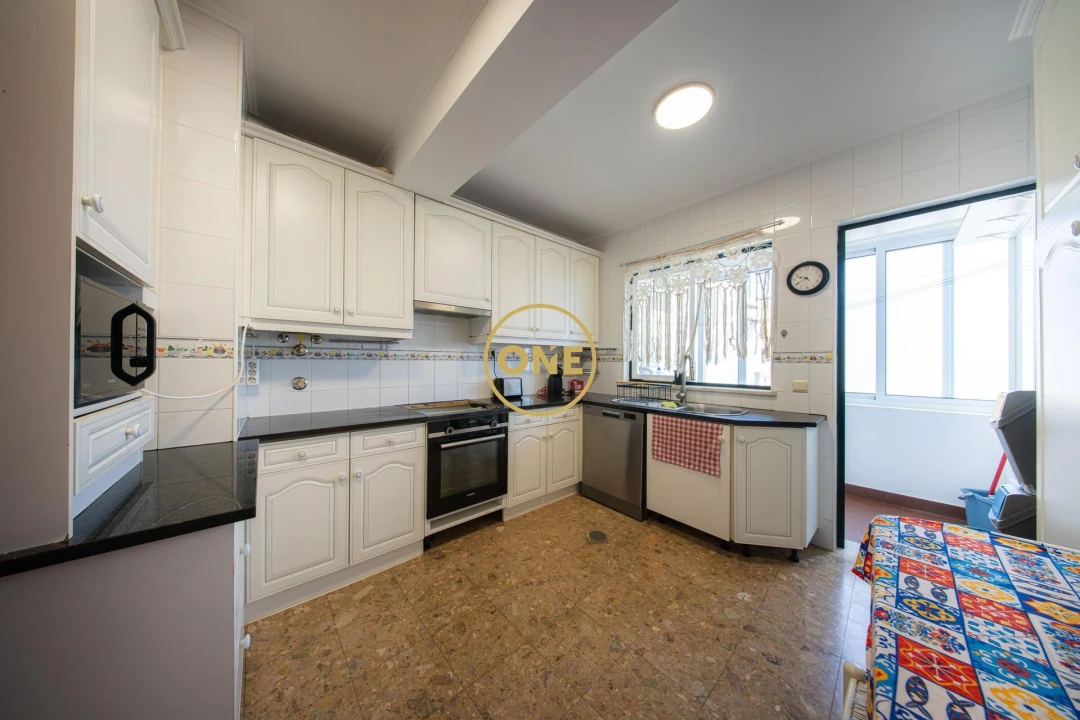 Apartamento T4 para Venda em Ponta Delgada (São José) Foto 7