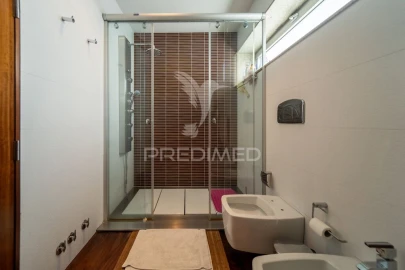 Moradia T3 para Venda em Sandim, Olival, Lever e Crestuma