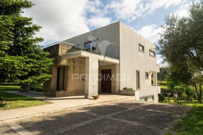Moradia T3 para Venda em Sandim, Olival, Lever e Crestuma