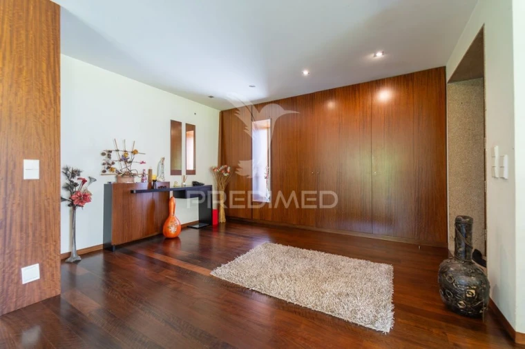Moradia T3 para Venda em Sandim, Olival, Lever e Crestuma Foto 2