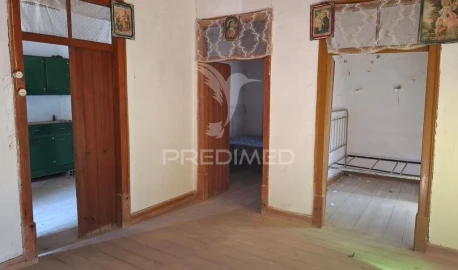 Moradia T2 para Venda em Arneiro das Milhariças