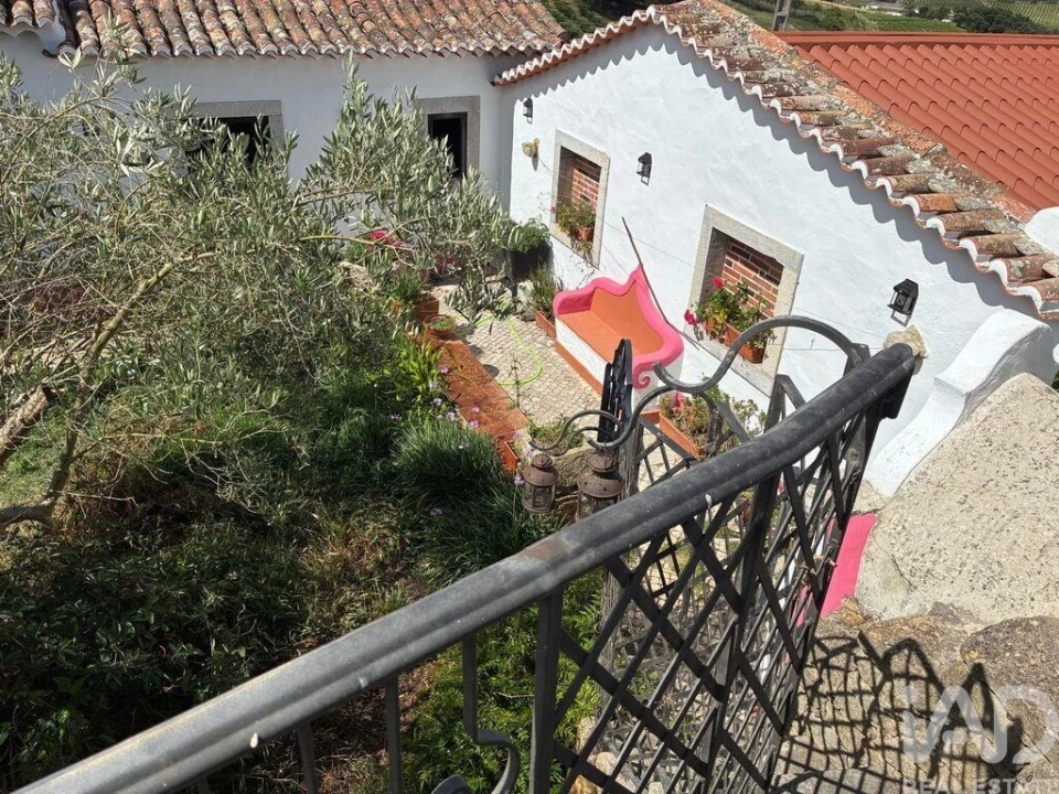 Moradia T3 para Venda em Azueira e Sobral da Abelheira Foto 31
