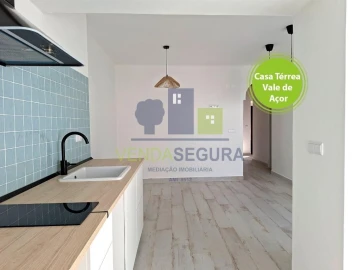Moradia T2 para Venda em Alcaria Ruiva