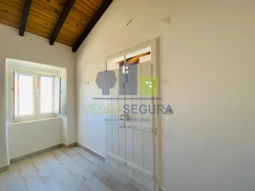 Moradia T2 para Venda em Alcaria Ruiva