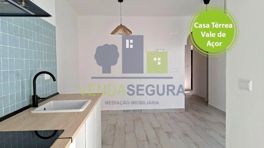 Moradia T2 para Venda em Alcaria Ruiva