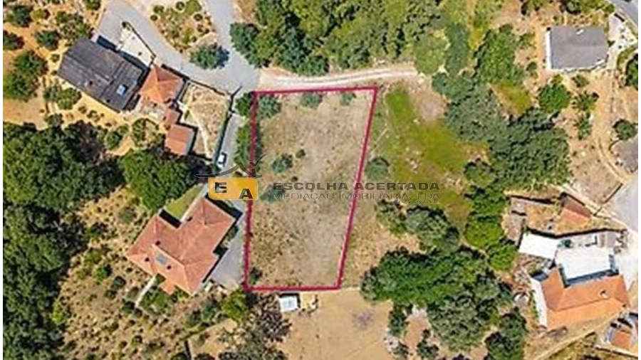 Terreno para Venda em São Mamede