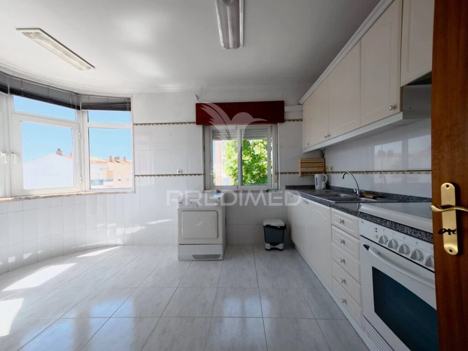 Apartamento T2 para Venda em Vialonga Foto 18