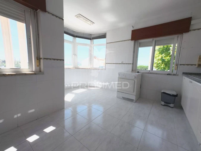 Apartamento T2 para Venda em Vialonga Foto 19