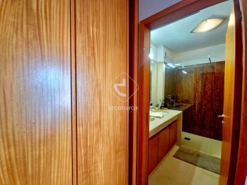 Apartamento T3 para Venda em Fornelos e Queijada