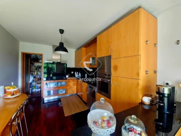 Apartamento T3 para Venda em Fornelos e Queijada