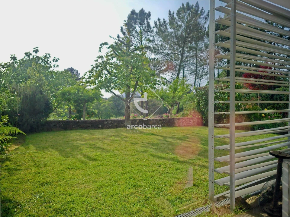 Apartamento T3 para Venda em Fornelos e Queijada Foto 25