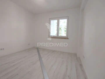 Apartamento T1 para Venda em Alfragide