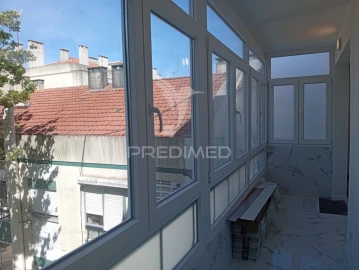 Apartamento T1 para Venda em Alfragide