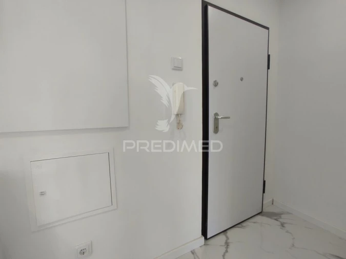 Apartamento T1 para Venda em Alfragide Foto 4