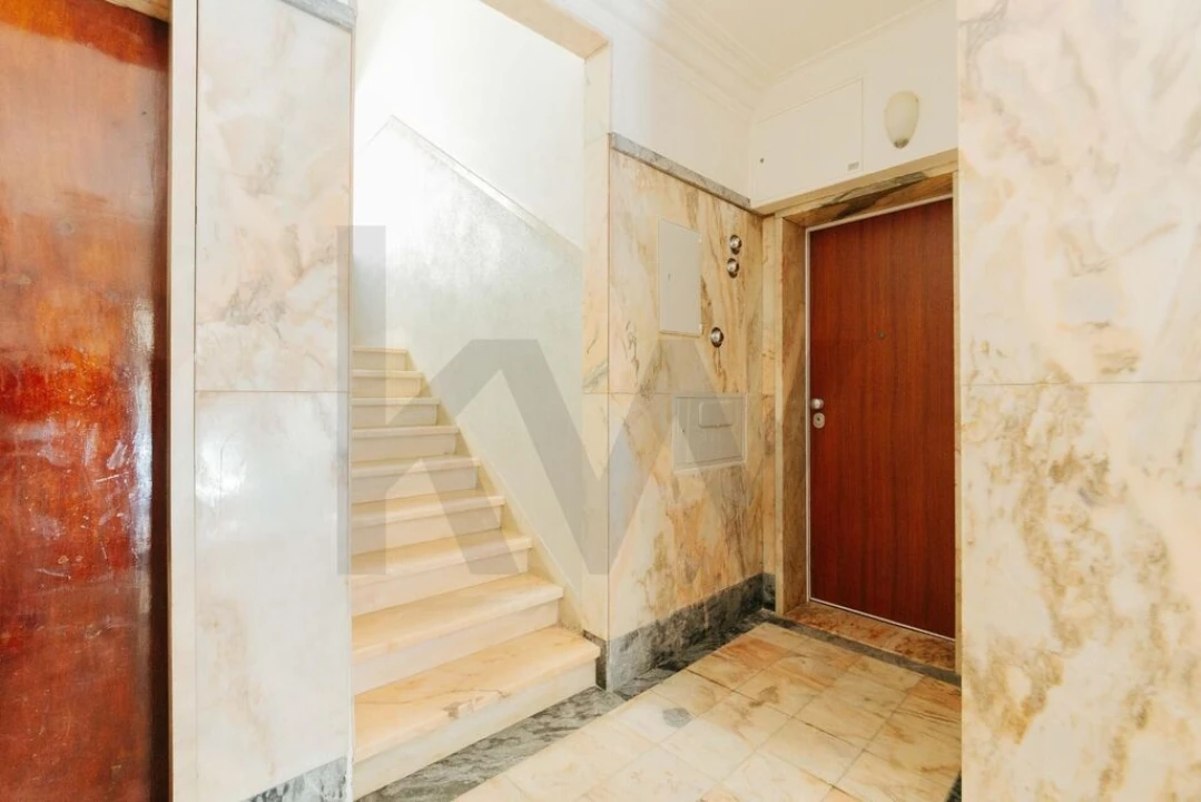 Apartamento T2 para Venda em Estrela Foto 3