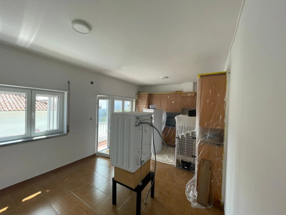 Apartamento T2 para Venda em Alfeizerão Foto 4