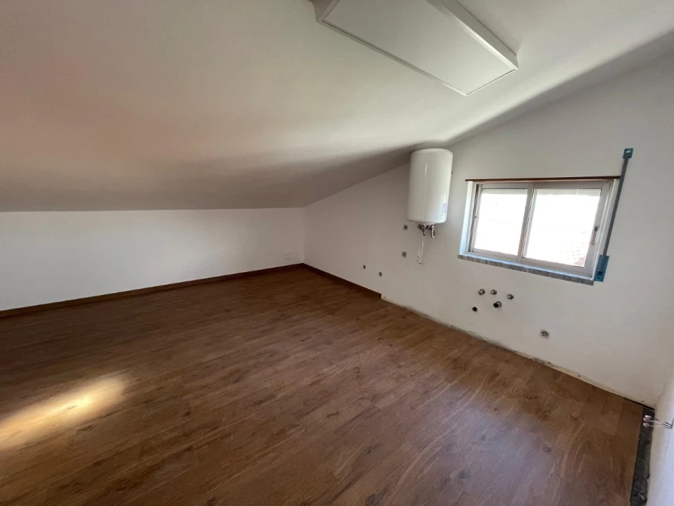 Apartamento T2 para Venda em Alfeizerão Foto 4