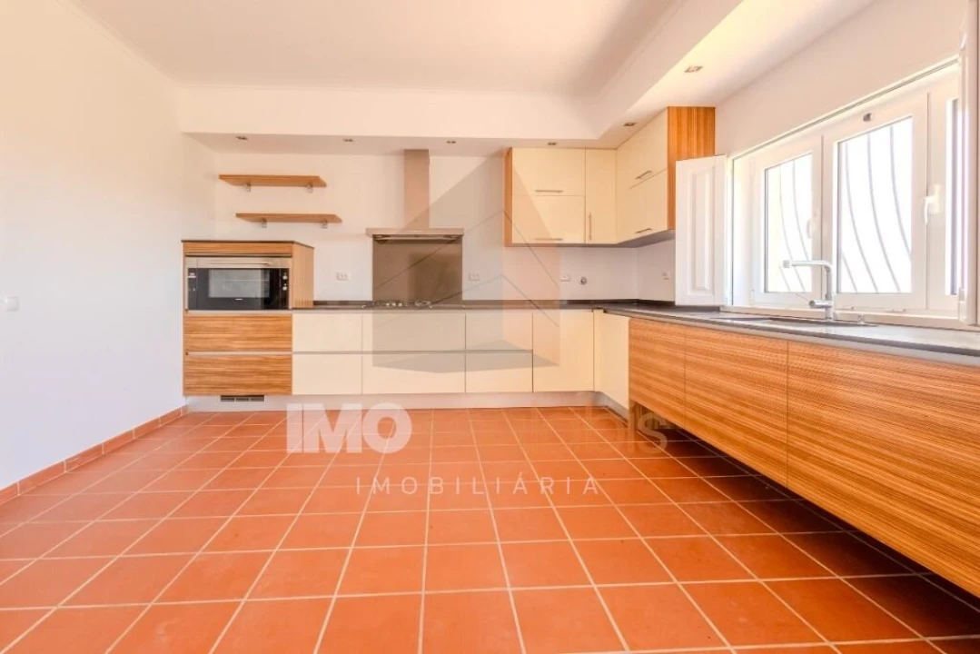 Moradia T4 para Venda em Marvila, Ribeira Santarém, São Salvador, São Nicolau Foto 8