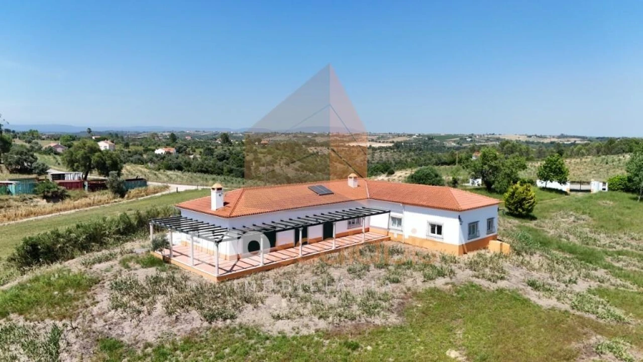 Moradia T4 para Venda em Marvila, Ribeira Santarém, São Salvador, São Nicolau Foto 40