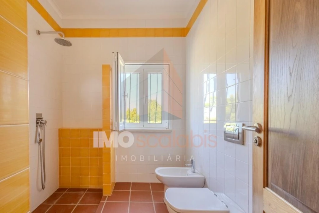 Moradia T4 para Venda em Marvila, Ribeira Santarém, São Salvador, São Nicolau Foto 20