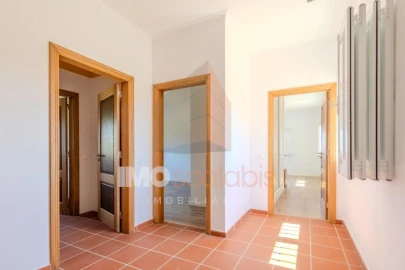 Moradia T4 para Venda em Marvila, Ribeira Santarém, São Salvador, São Nicolau