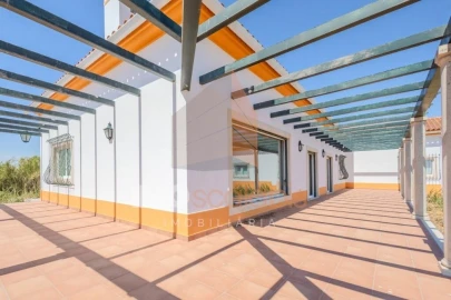 Moradia T4 para Venda em Marvila, Ribeira Santarém, São Salvador, São Nicolau