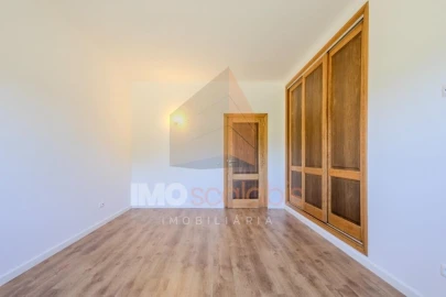 Moradia T4 para Venda em Marvila, Ribeira Santarém, São Salvador, São Nicolau