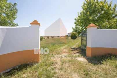 Moradia T4 para Venda em Marvila, Ribeira Santarém, São Salvador, São Nicolau
