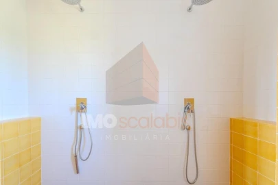 Moradia T4 para Venda em Marvila, Ribeira Santarém, São Salvador, São Nicolau