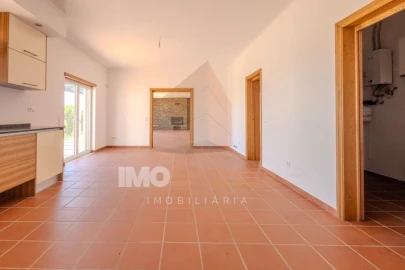 Moradia T4 para Venda em Marvila, Ribeira Santarém, São Salvador, São Nicolau