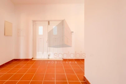 Moradia T4 para Venda em Marvila, Ribeira Santarém, São Salvador, São Nicolau