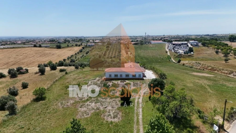Moradia T4 para Venda em Marvila, Ribeira Santarém, São Salvador, São Nicolau Foto 47