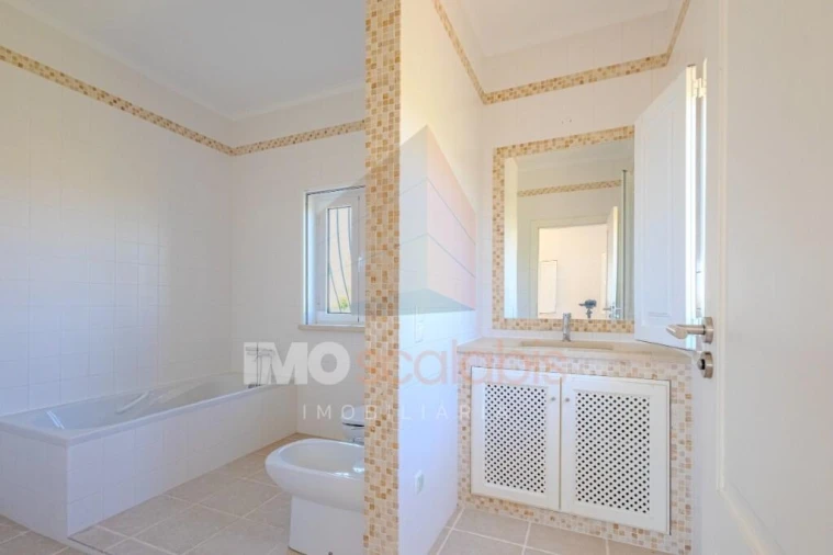 Moradia T4 para Venda em Marvila, Ribeira Santarém, São Salvador, São Nicolau Foto 28