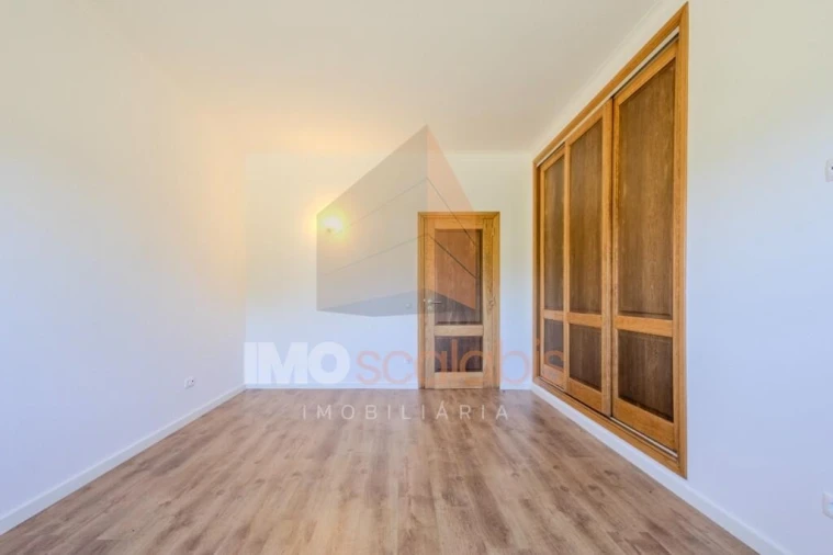 Moradia T4 para Venda em Marvila, Ribeira Santarém, São Salvador, São Nicolau Foto 14