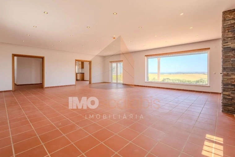 Moradia T4 para Venda em Marvila, Ribeira Santarém, São Salvador, São Nicolau Foto 5
