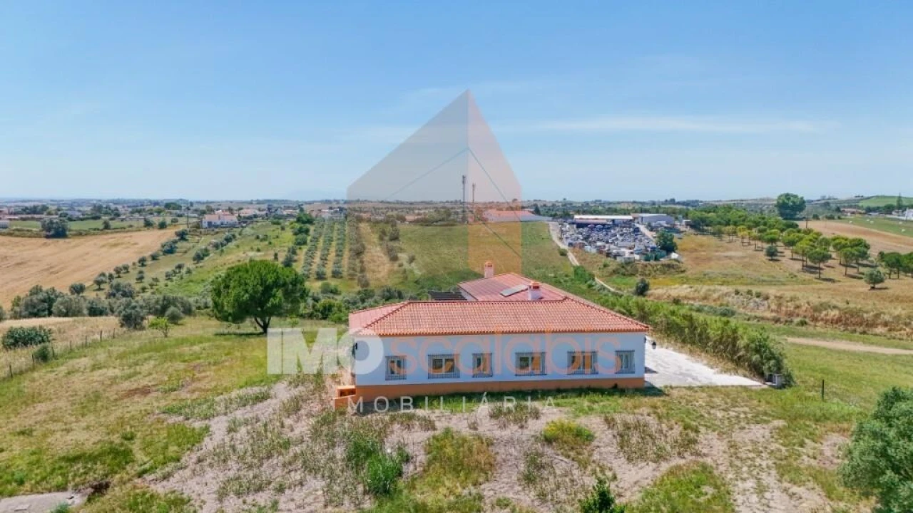 Moradia T4 para Venda em Marvila, Ribeira Santarém, São Salvador, São Nicolau Foto 42