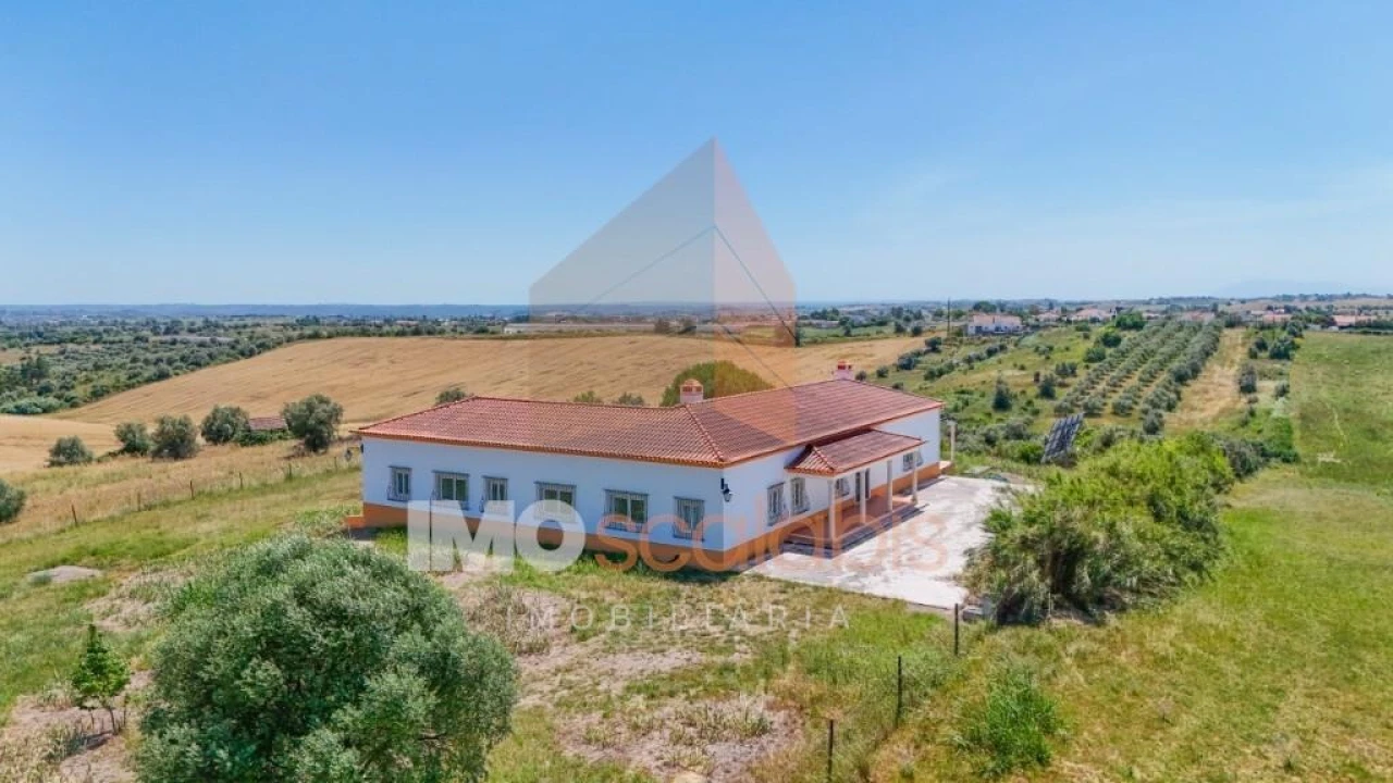 Moradia T4 para Venda em Marvila, Ribeira Santarém, São Salvador, São Nicolau Foto 41