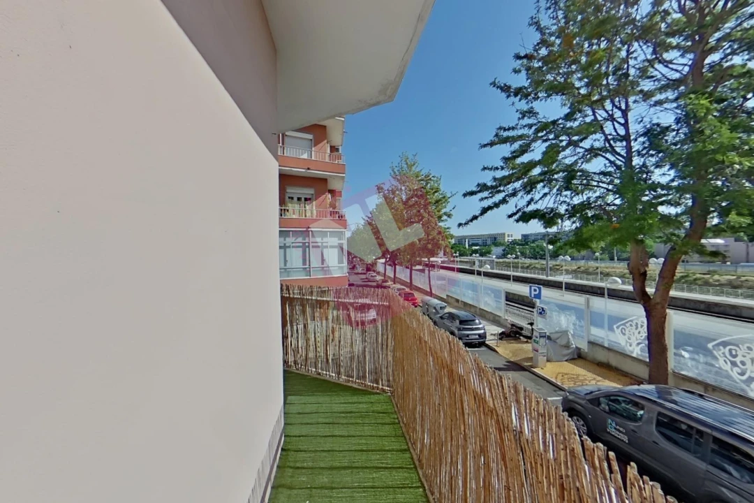Apartamento T3 para Arrendamento em Moscavide e Portela Foto 29