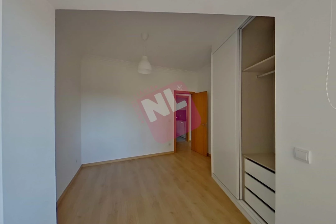 Apartamento T3 para Arrendamento em Moscavide e Portela Foto 14