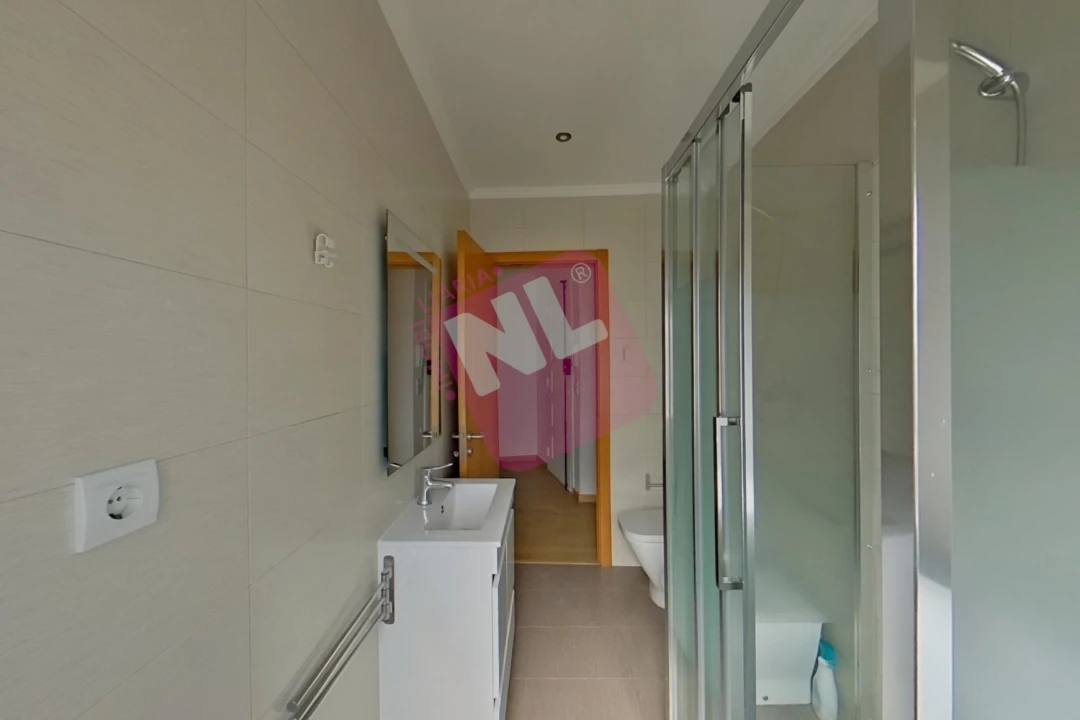 Apartamento T3 para Arrendamento em Moscavide e Portela Foto 17