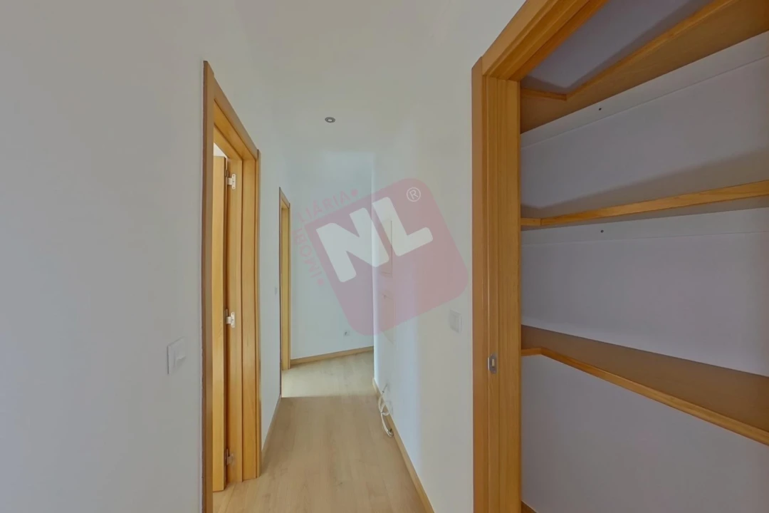 Apartamento T3 para Arrendamento em Moscavide e Portela Foto 21