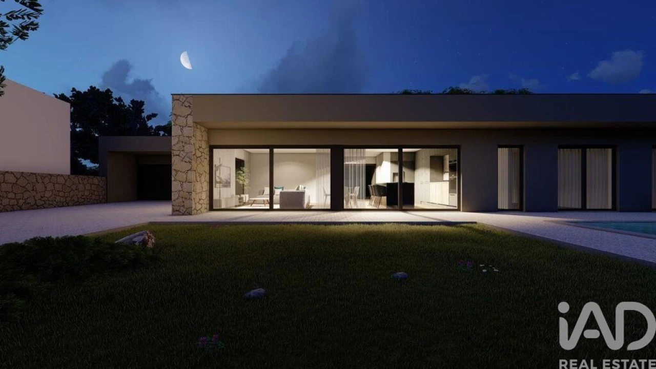 Moradia T3 para Venda em Vila Praia de Ancora Foto 17