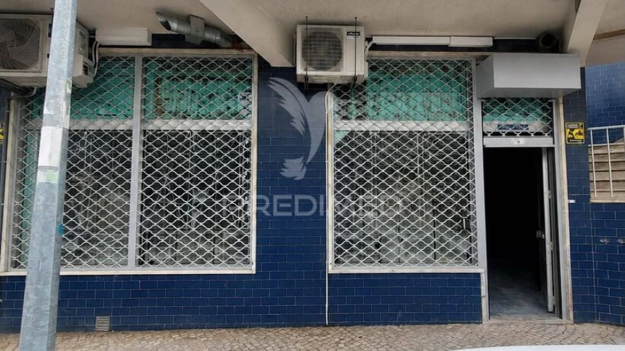 Loja para Venda em Loures