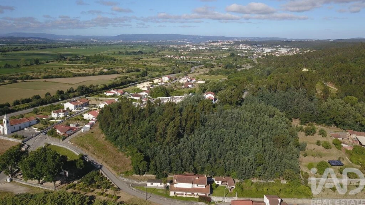 Terreno para Venda em Taveiro, Ameal e Arzila Foto 5