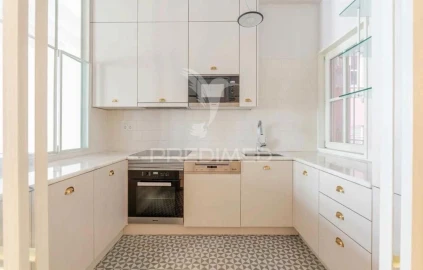 Apartamento T3 para Venda em Cedofeita, Santo Ildefonso, Sé, Miragaia, São Nicolau e Vitória
