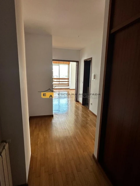 Apartamento T2 para Venda em Cidade da Maia
